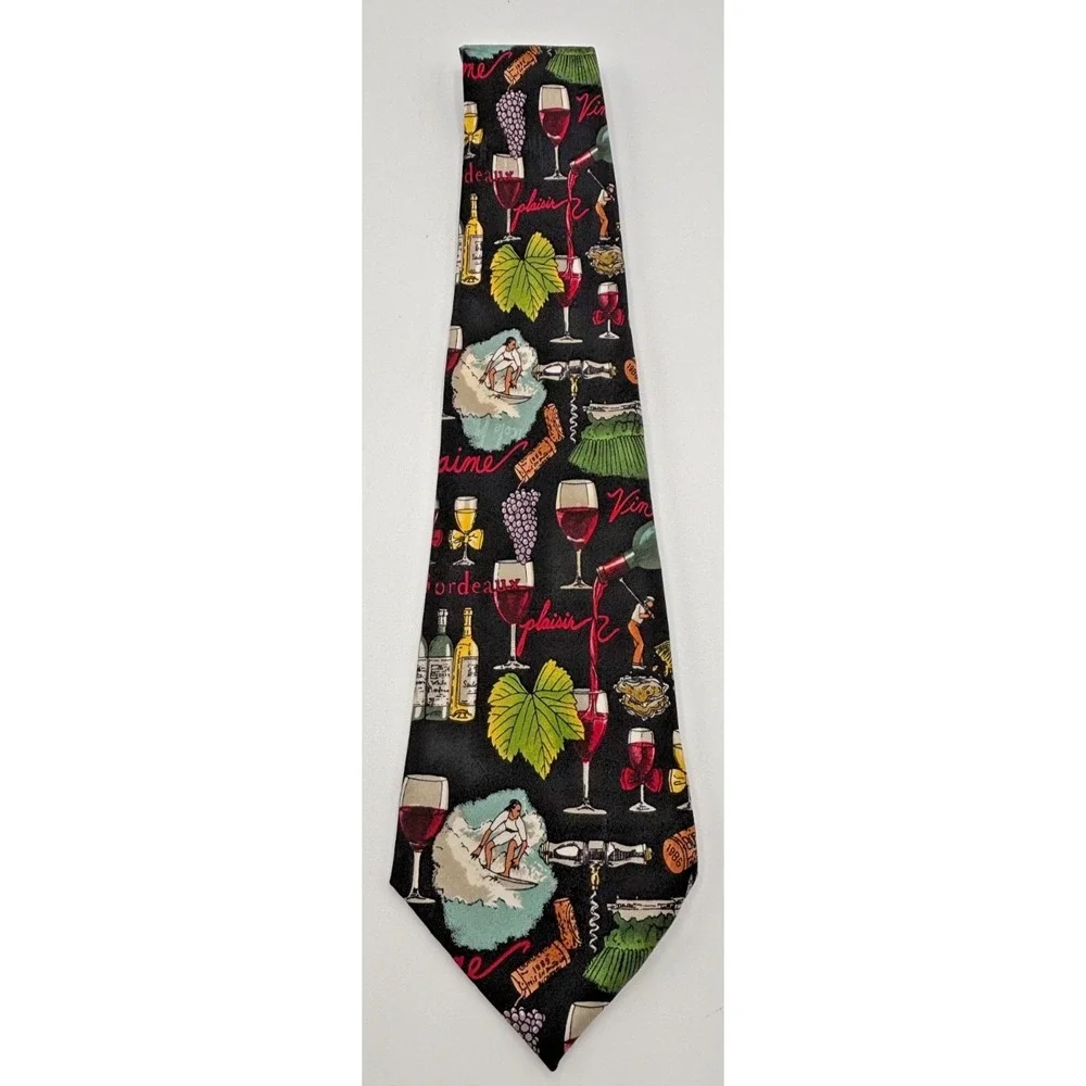 Vintage Nicole Miller IE 100% Silk Wine Novelty Tie Black Vineyard Made in Italy